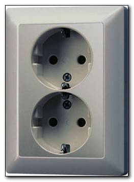 Gniazdo podwójne, lakierowane