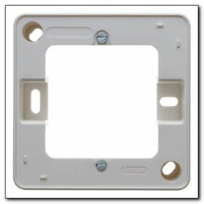 Puszka natynkowa 1-krotna; śnieżnobiały; Natynkowe, dodatki Numer katalogowy: 5310290069