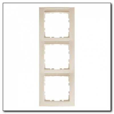 Ramka 3-krotna pionowa z polem opisowym; kremowy, połysk; S.1 Numer katalogowy: 10138912