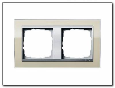 Ramka podwójna aluminiowy Gira Event Clear piaskowy