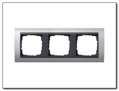 Ramka potrójna antracytowy Gira Event kolor alu