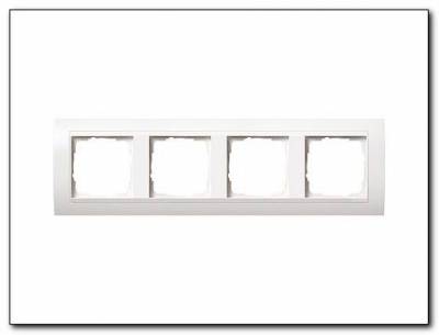 Ramka poczwórna do białych Gira Event biały matowy