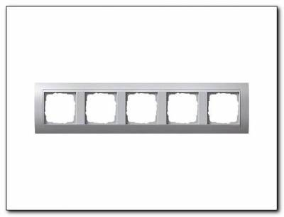 Ramka pięciokrotna aluminiowy Gira Event kolor alu