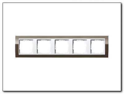 Ramka pięciokrotna do białych Gira Event Clear brązowy