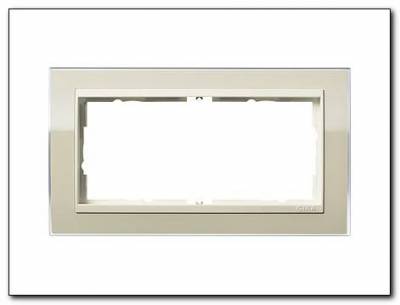 Ramka 2x b.most.śr. do kremowych Gira Event Clear piaskowy